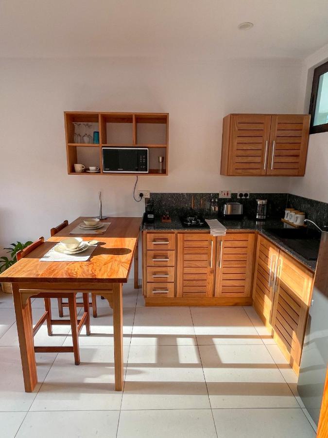 Nautilus Apartments Anse Royale Eksteriør billede